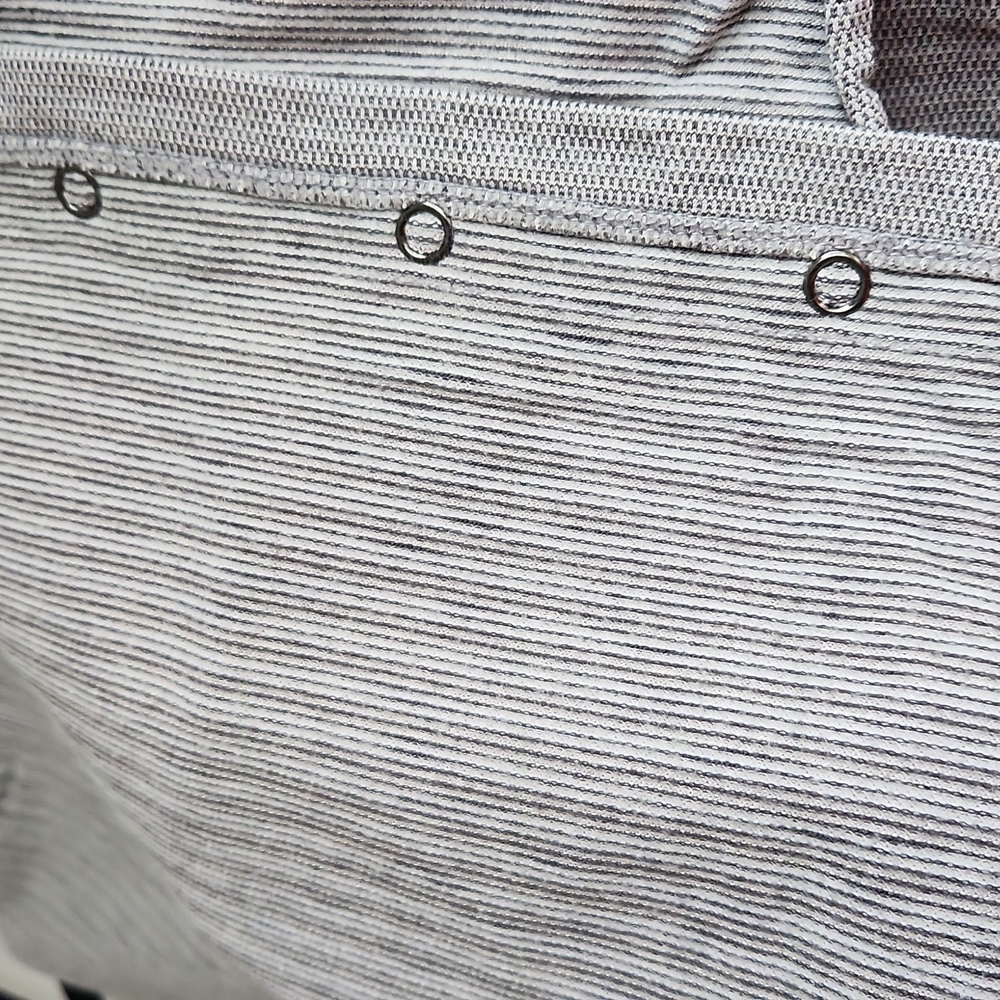 NWOT lululemon Vinyasa Scarf, Light Grey - Picture 11 of 12